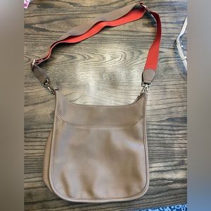 Brown leather crossbody bag